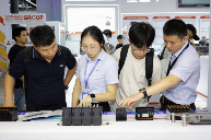 工博会现场:宇电精准温控方案助力中国制造业智能化升级加速(图3) 工博会现场:宇电精准温控方案助力中国制造业智能化升级加速(图3)